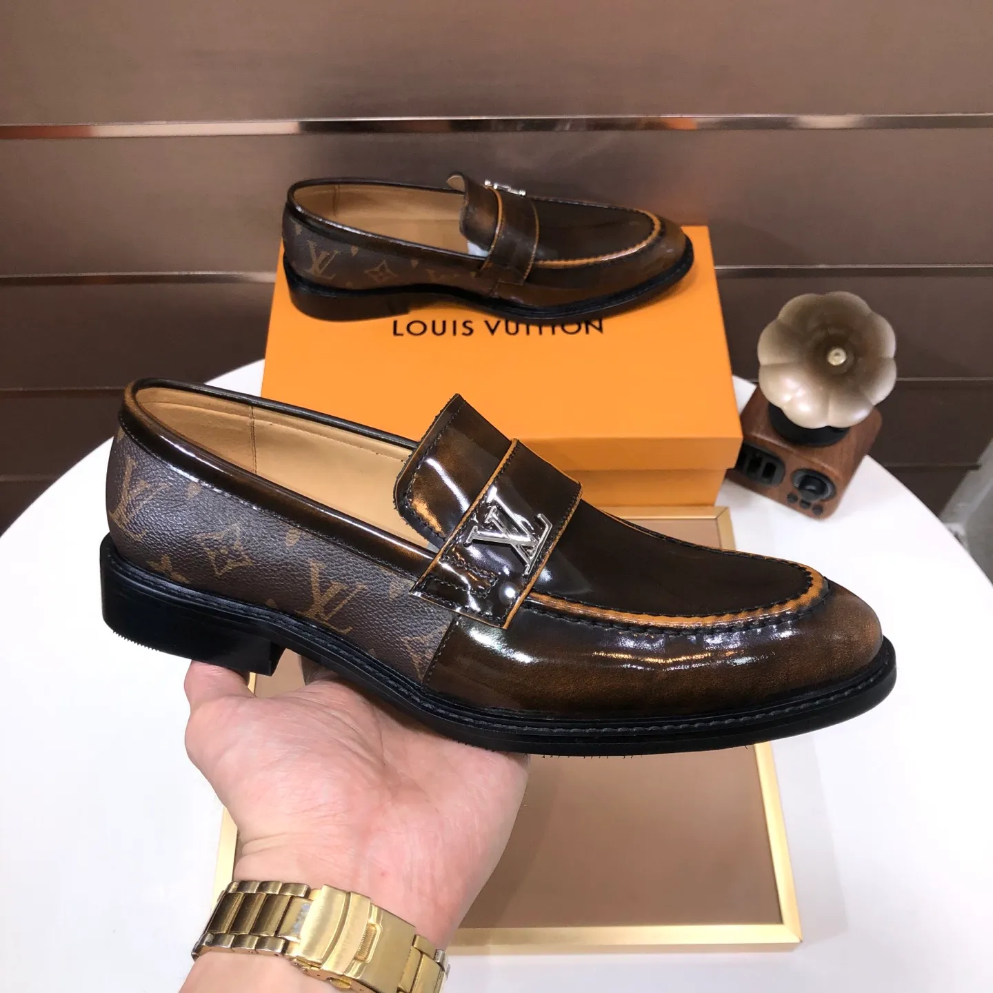 Men's shoes💰460💰【LOUIS VUITTON】(sheepskin lining) new cowhide LV formal shoes🎩🎩❗️🆘made one to one at the counter🎩original quality, imported cowhide upper➕full sheepskin lining➕original rubber outsole, {high quality visible}👣Size: 38-45 (45 custom-made)